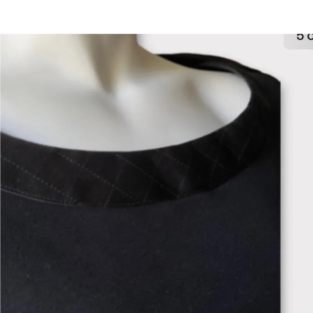 EXCELLENT LIKE NEW! Chanel 3/4 length sleeve Top Beauty Counter Top - Picture 4 of 14